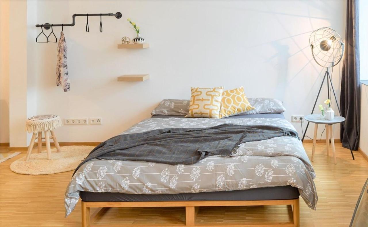 ☆Design Apartment Zentral☆200M Vom Marktplatz☆Ruhige Altstadtlage☆ Reutlingen Dış mekan fotoğraf