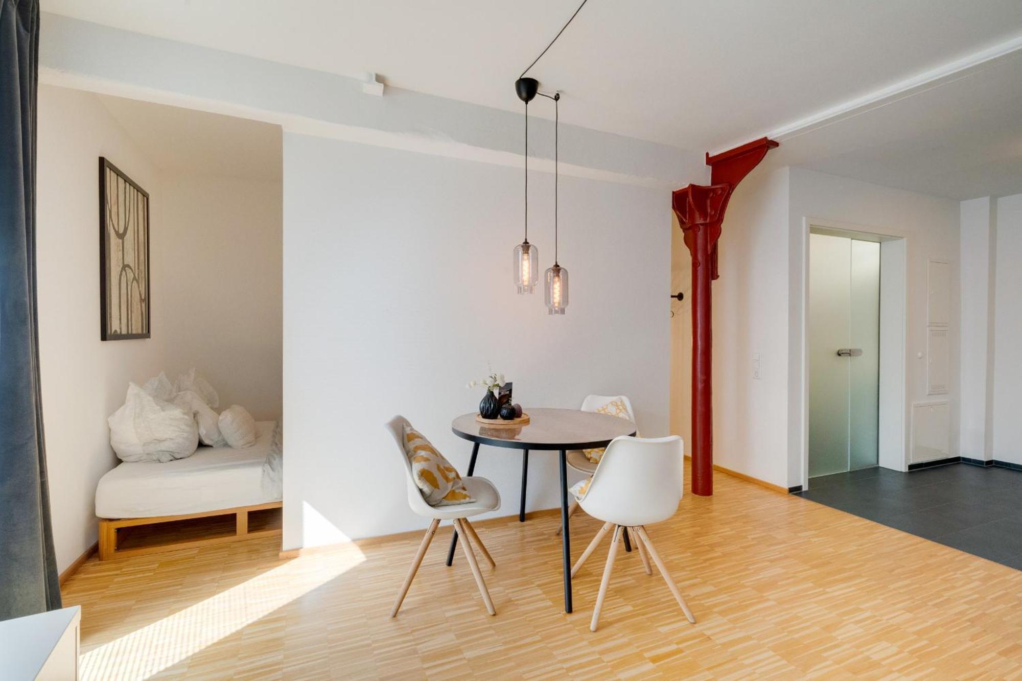 ☆Design Apartment Zentral☆200M Vom Marktplatz☆Ruhige Altstadtlage☆ Reutlingen Dış mekan fotoğraf